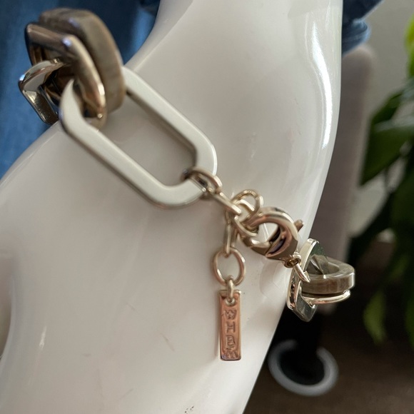 WHBM  link bracelet - Picture 2 of 6